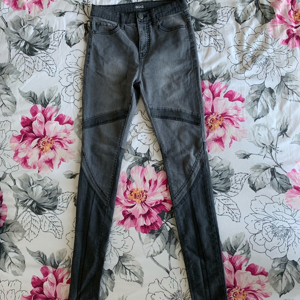 UO BDG high Rise Twig Jeans